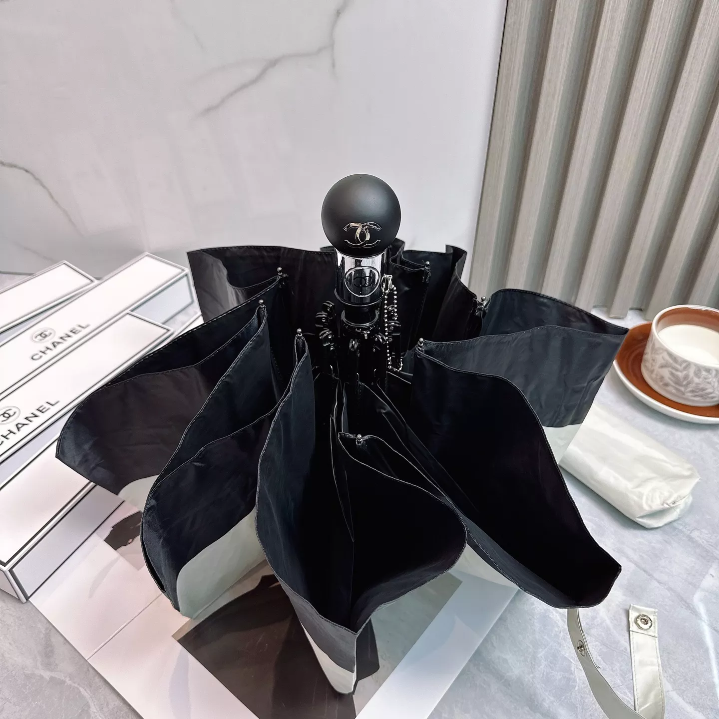 Chanel Umbrellas EyeCatching 1556 - Image 6