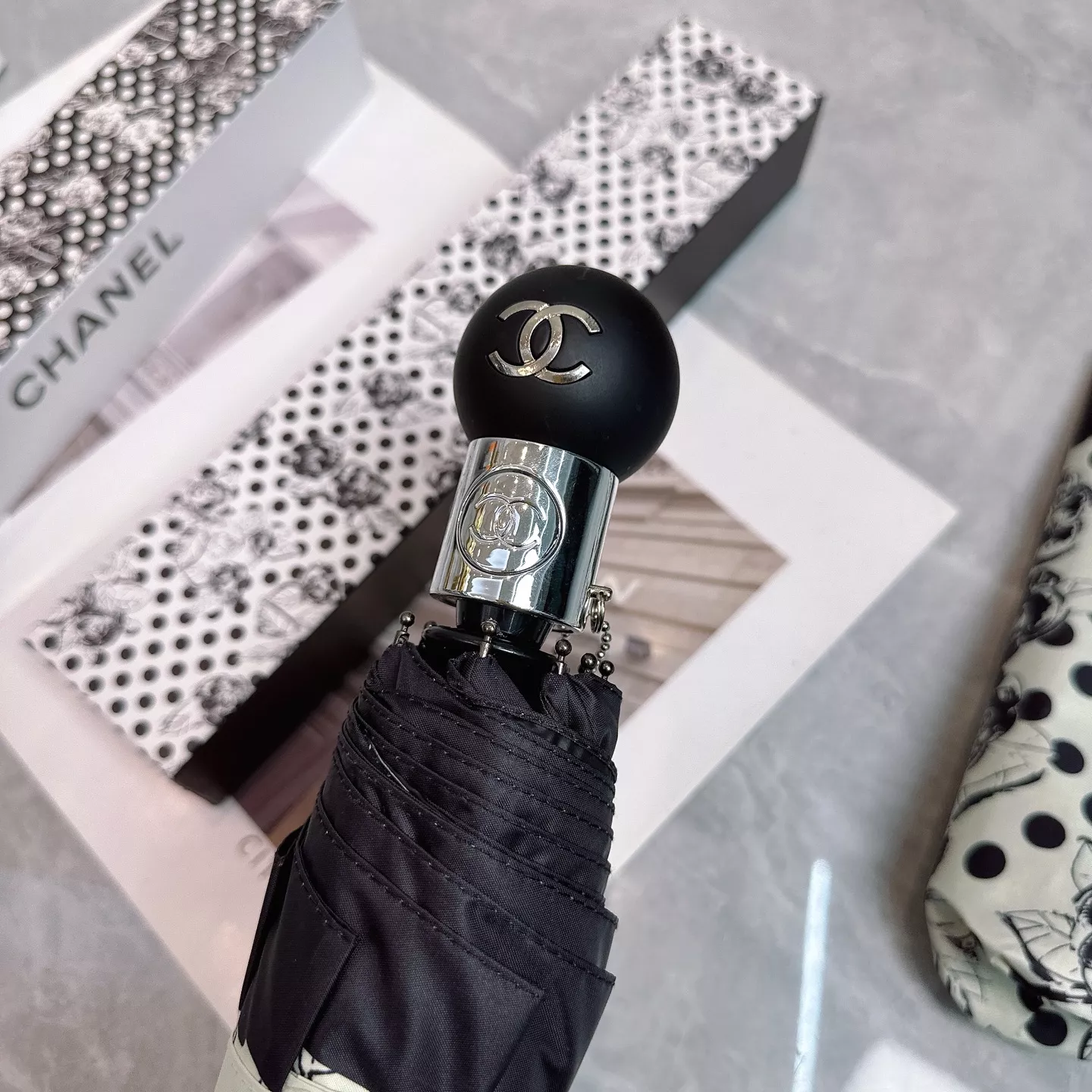 Chanel Umbrellas HighQuality 2121 - Image 3