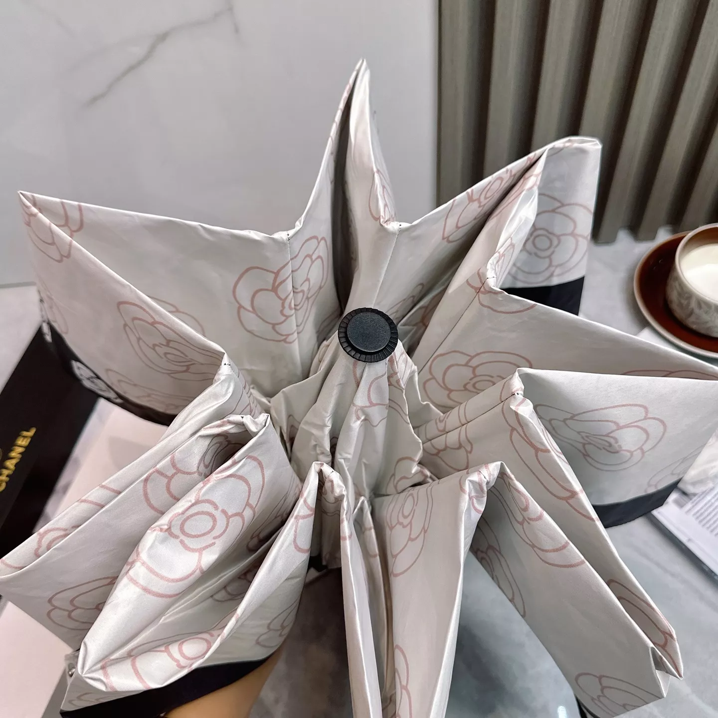 Chanel Umbrellas HighQuality 9913 - Image 5