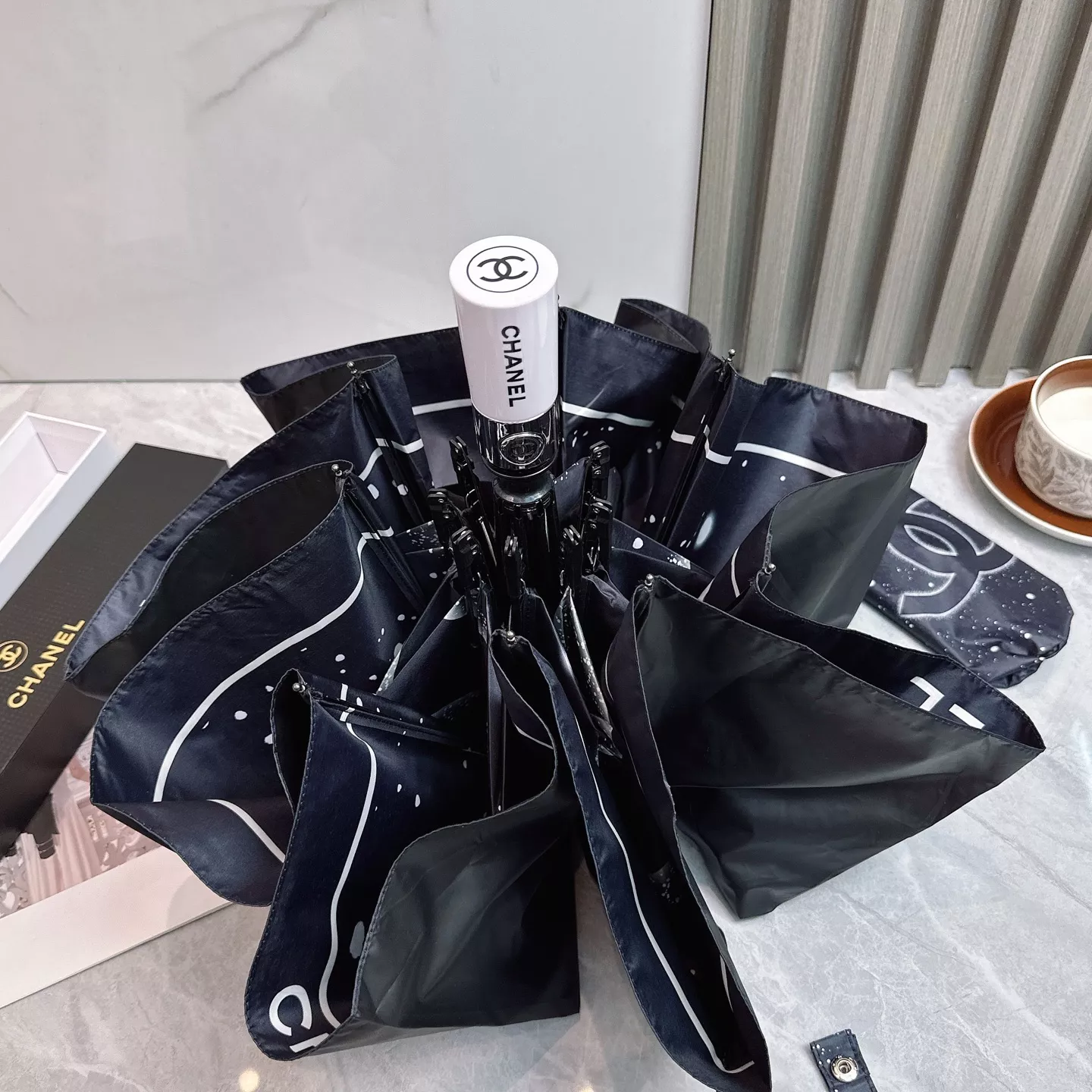 Chanel Umbrellas Reliable 5633 - Image 7