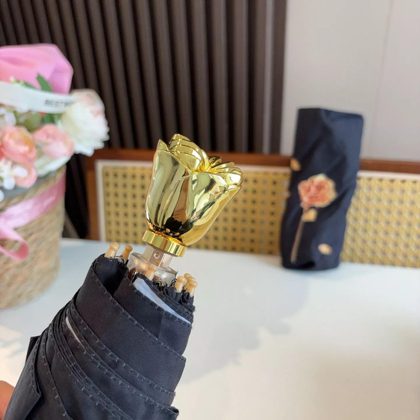 Chanel Umbrellas Trendsetting 6345 - Image 6