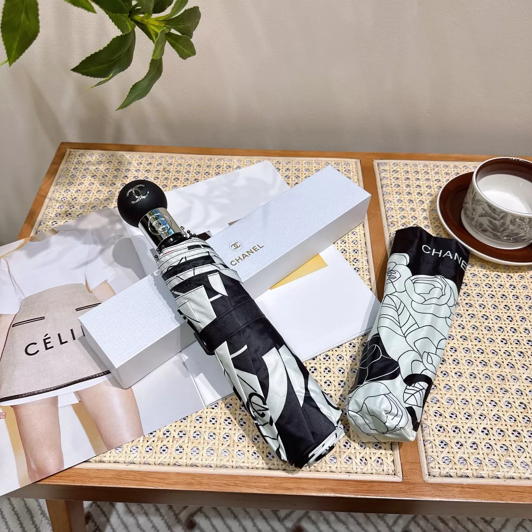 Chanel Umbrellas Unique 2184