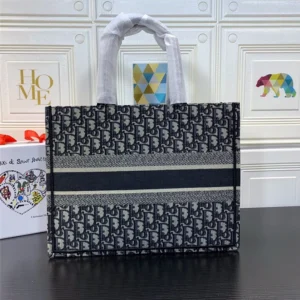 Christian Dior AAA Handbags Compact 5868