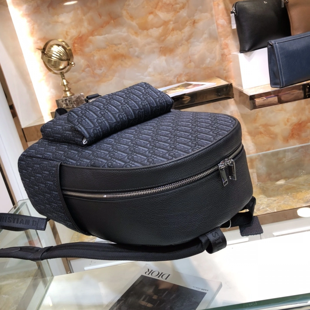 Christian Dior AAA Man Backpacks Minimalist 6298 - Image 5