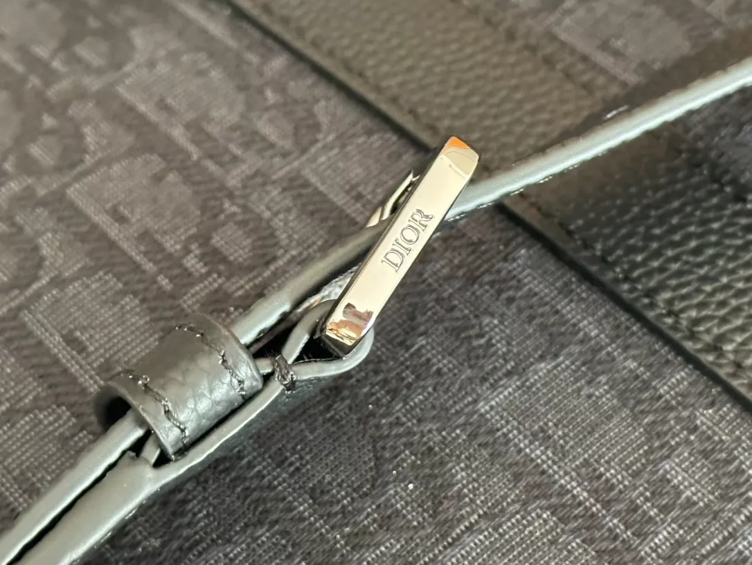 Christian Dior AAA Man Handbags Comfortable 5828 - Image 6