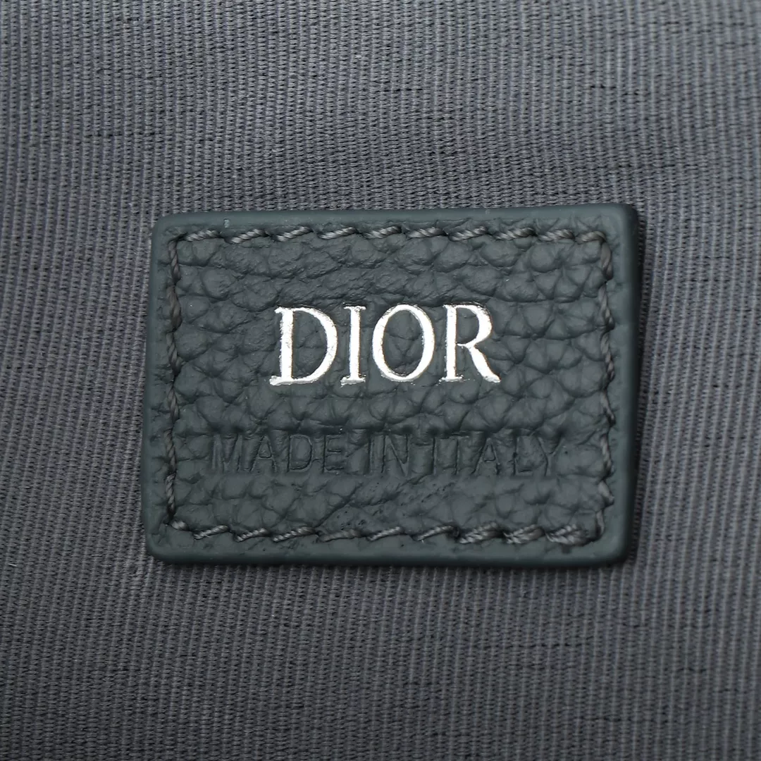 Christian Dior AAA Man Handbags Efficient 9198 - Image 8