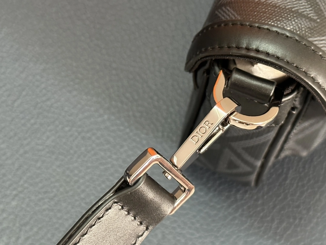 Christian Dior AAA Man Messenger Bags Resilient 1906 - Image 6