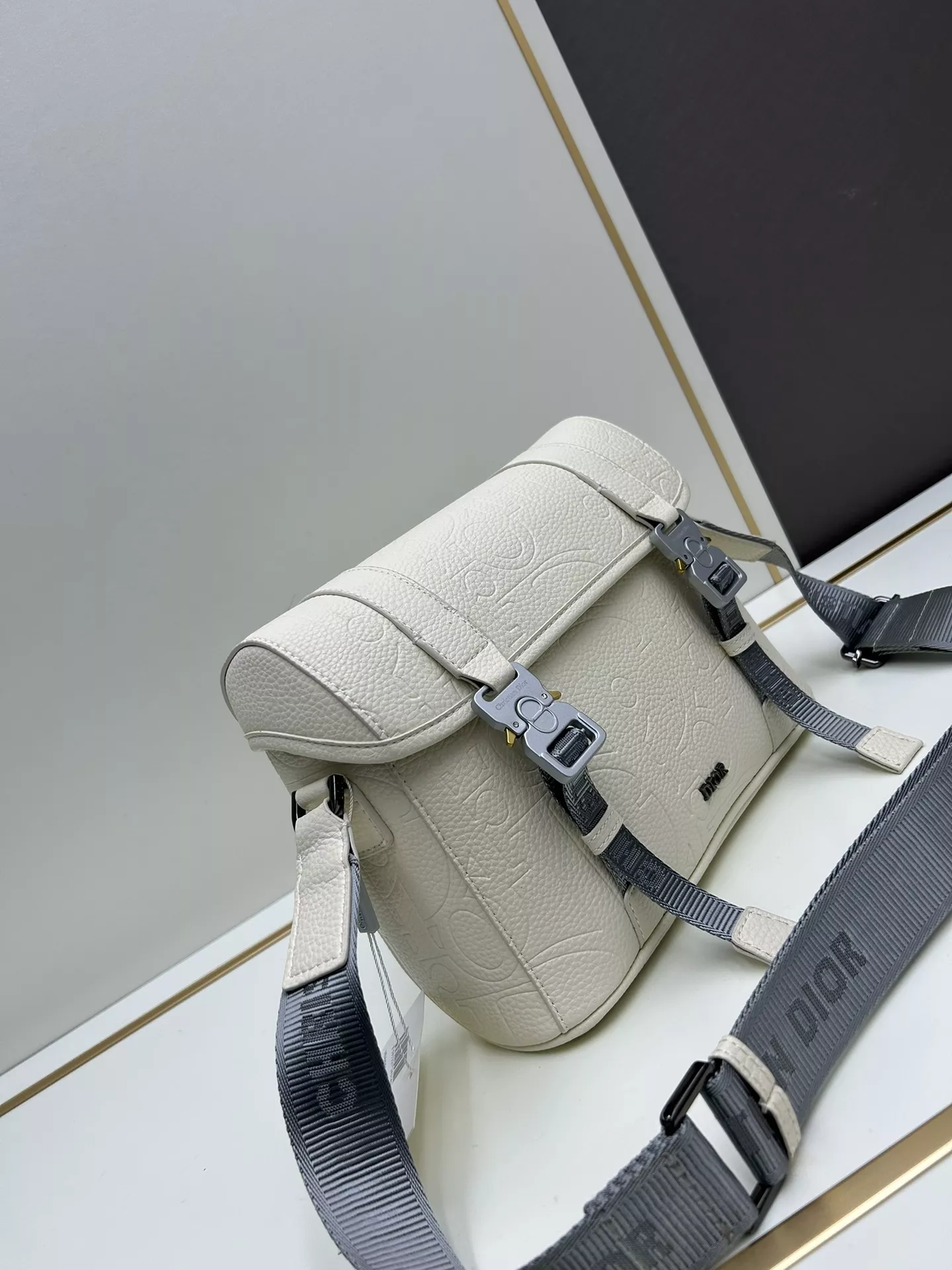 Christian Dior AAA Man Messenger Bags TopPick 3577