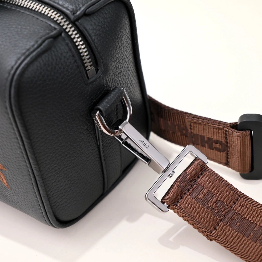 Christian Dior AAA Man Messenger Bags WellDesigned 4847 - Image 5