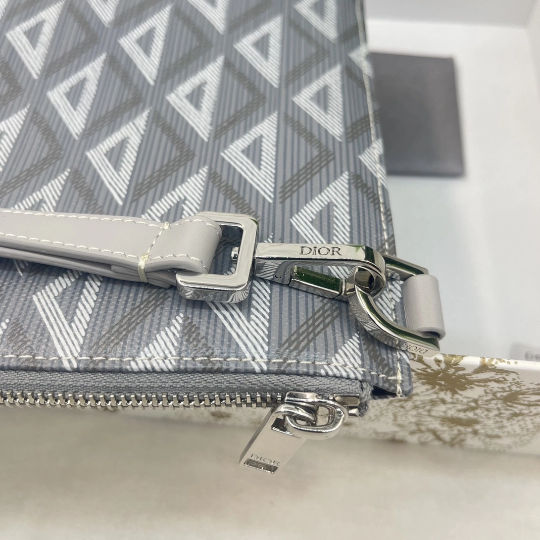 Christian Dior AAA Man Wallets Modern 532 - Image 5