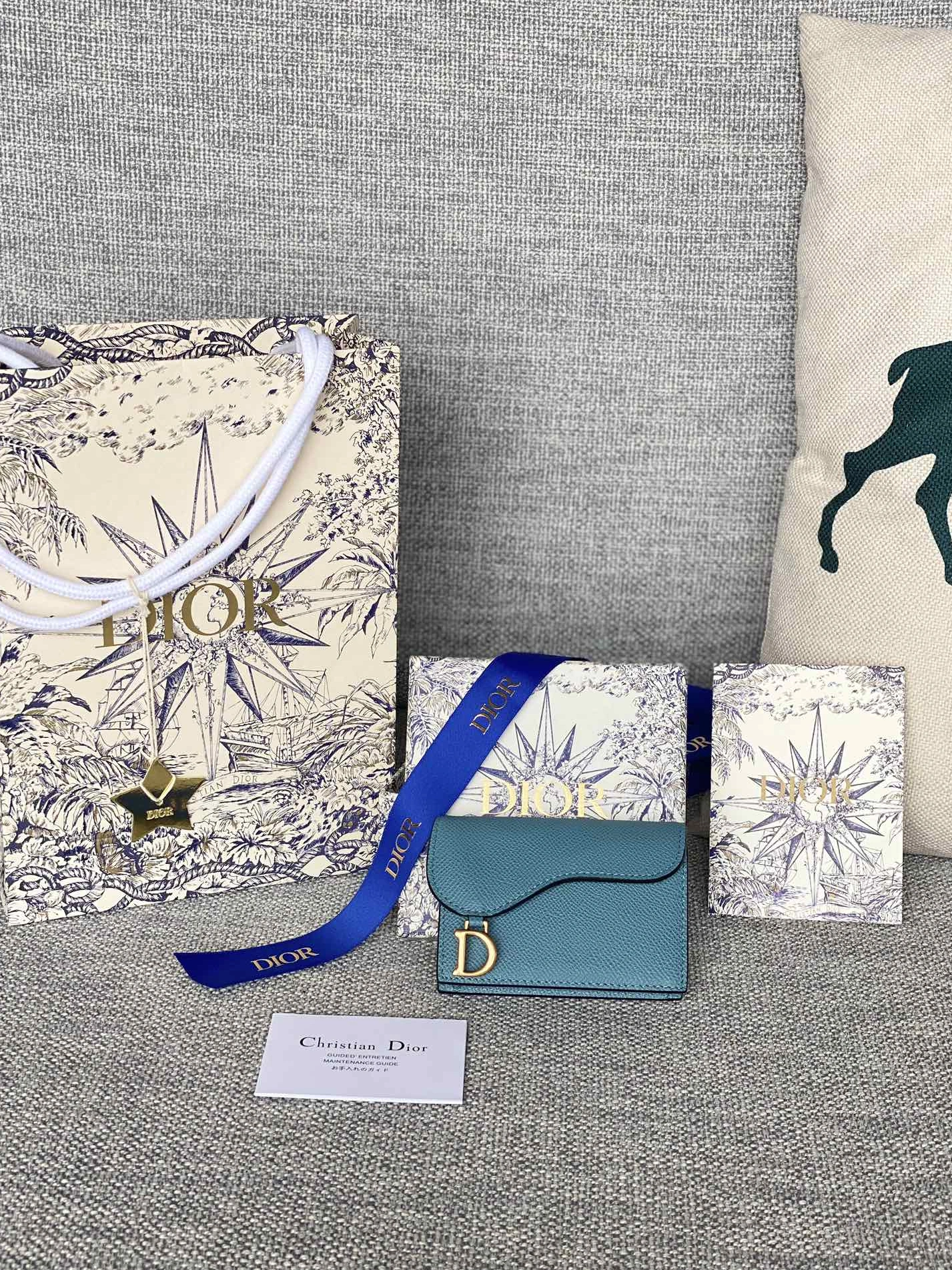 Christian Dior AAA Quality Card Case Sophisticated 4635