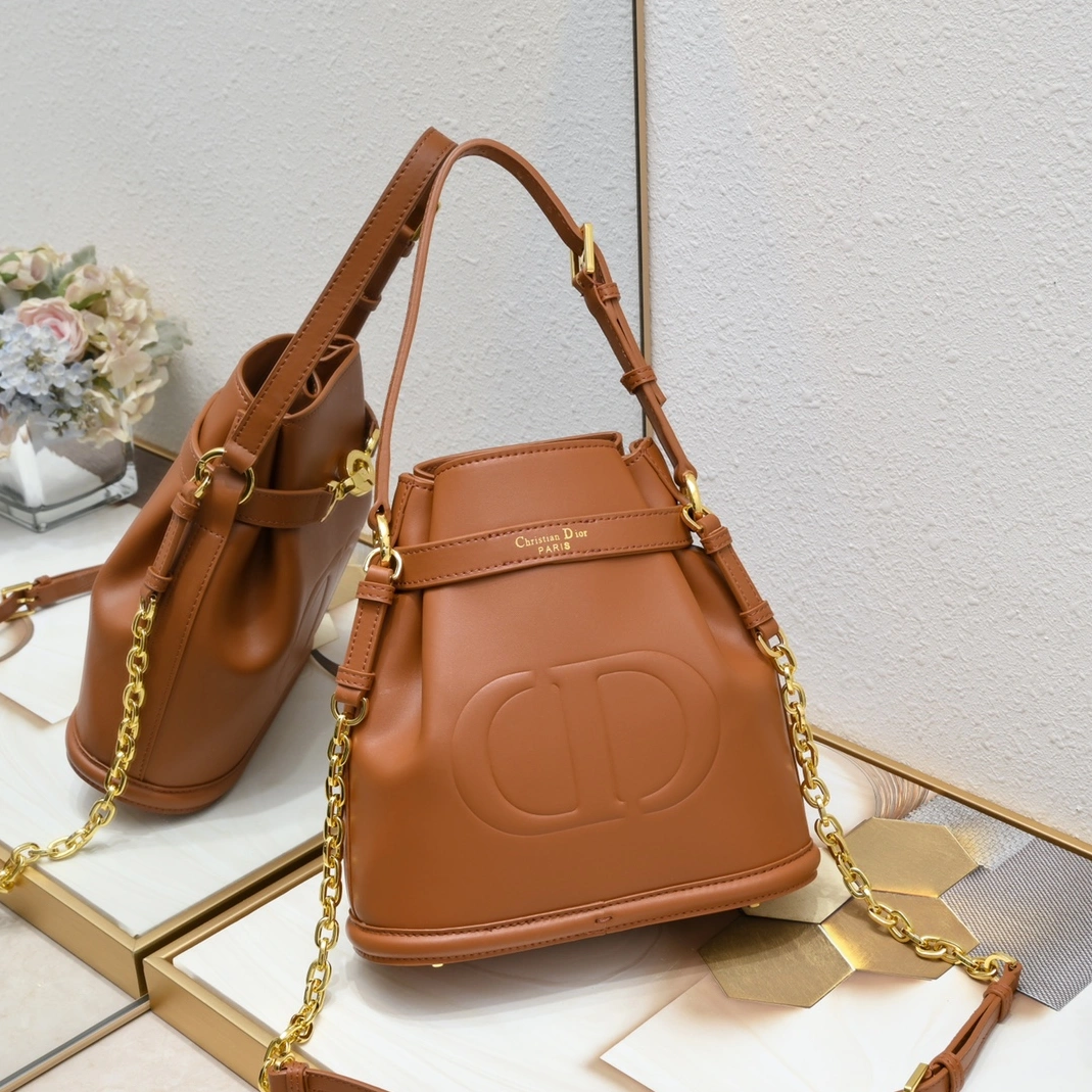 Christian Dior AAA Quality Messenger Bags For Women Comfortable 1520 - Image 3