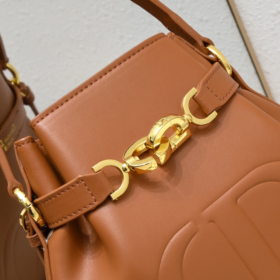 Christian Dior AAA Quality Messenger Bags For Women Comfortable 1520 - Image 4