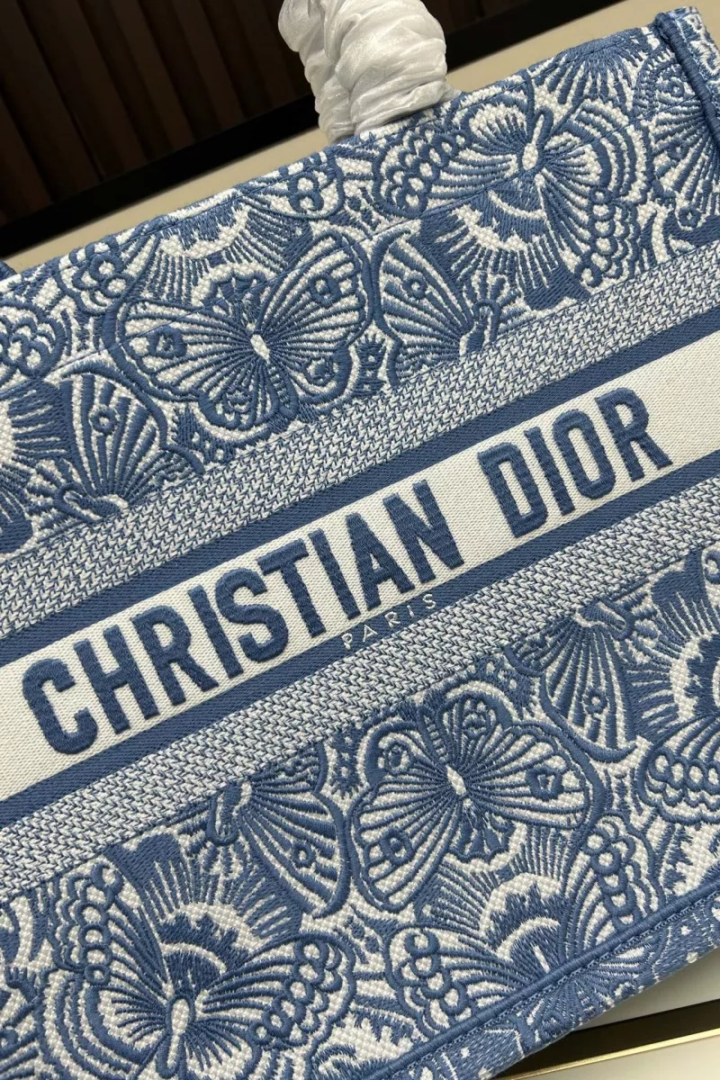 Christian Dior AAA Quality Tote-Handbags For Women Fashionable 7519 - Image 4