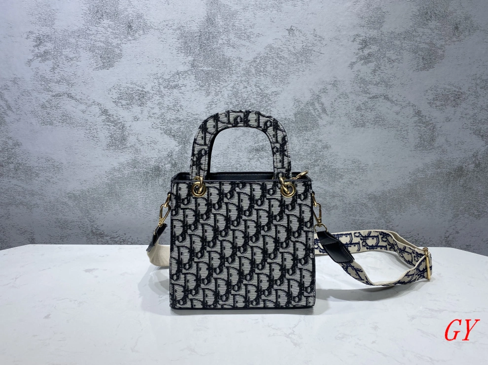 Christian Dior Messenger Bags For Women Functional 9535 - Image 3