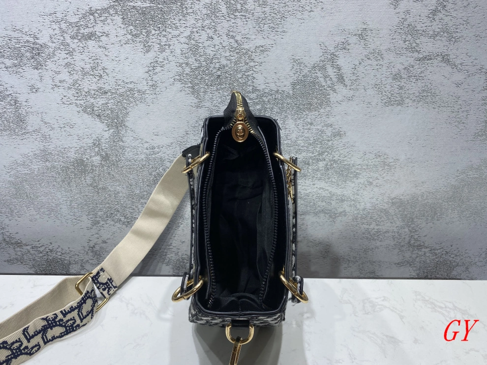 Christian Dior Messenger Bags For Women Functional 9535 - Image 5