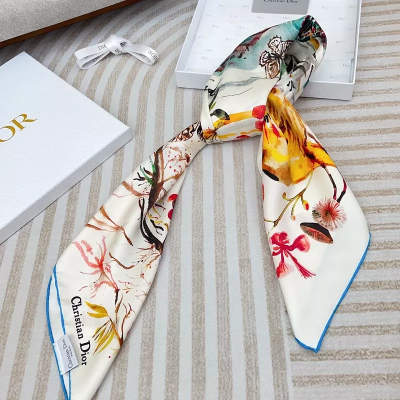 Christian Dior Silk Squares Compact 8133 - Image 3