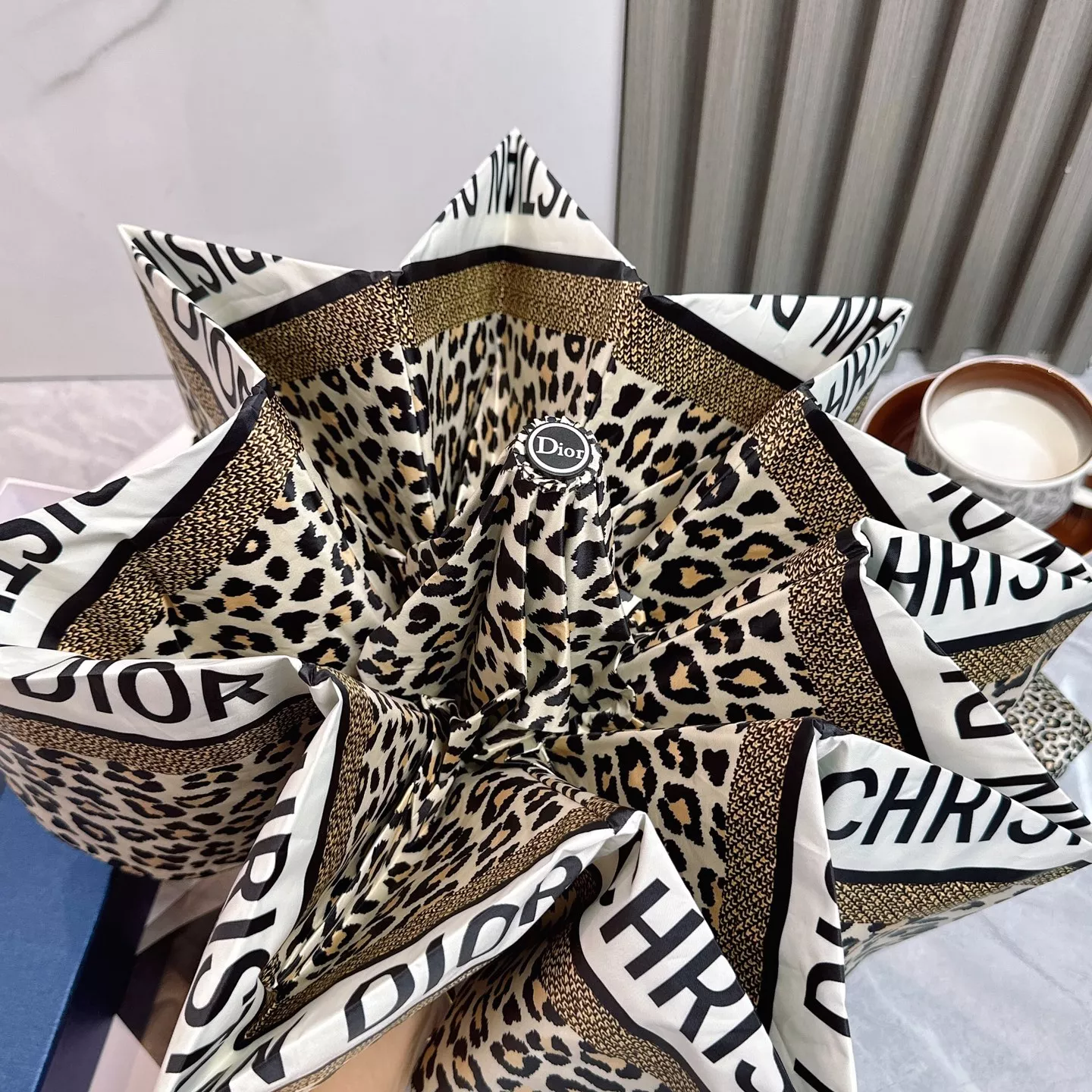 Christian Dior Umbrellas EyeCatching 8826 - Image 4