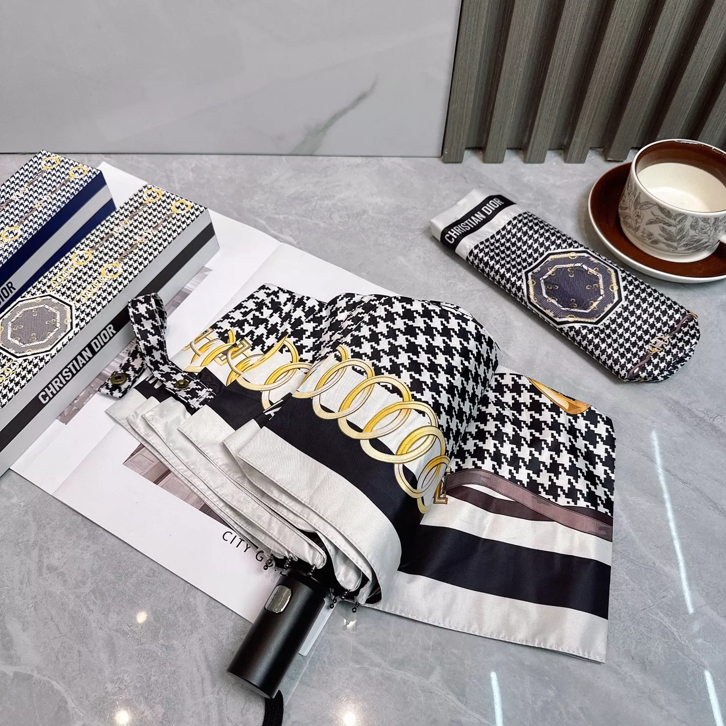 Christian Dior Umbrellas ModernLook 9241 - Image 3