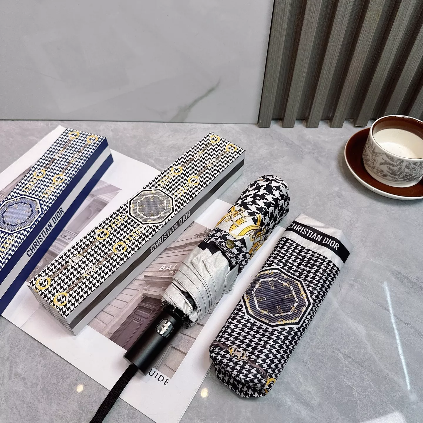 Christian Dior Umbrellas ModernLook 9241 - Image 6