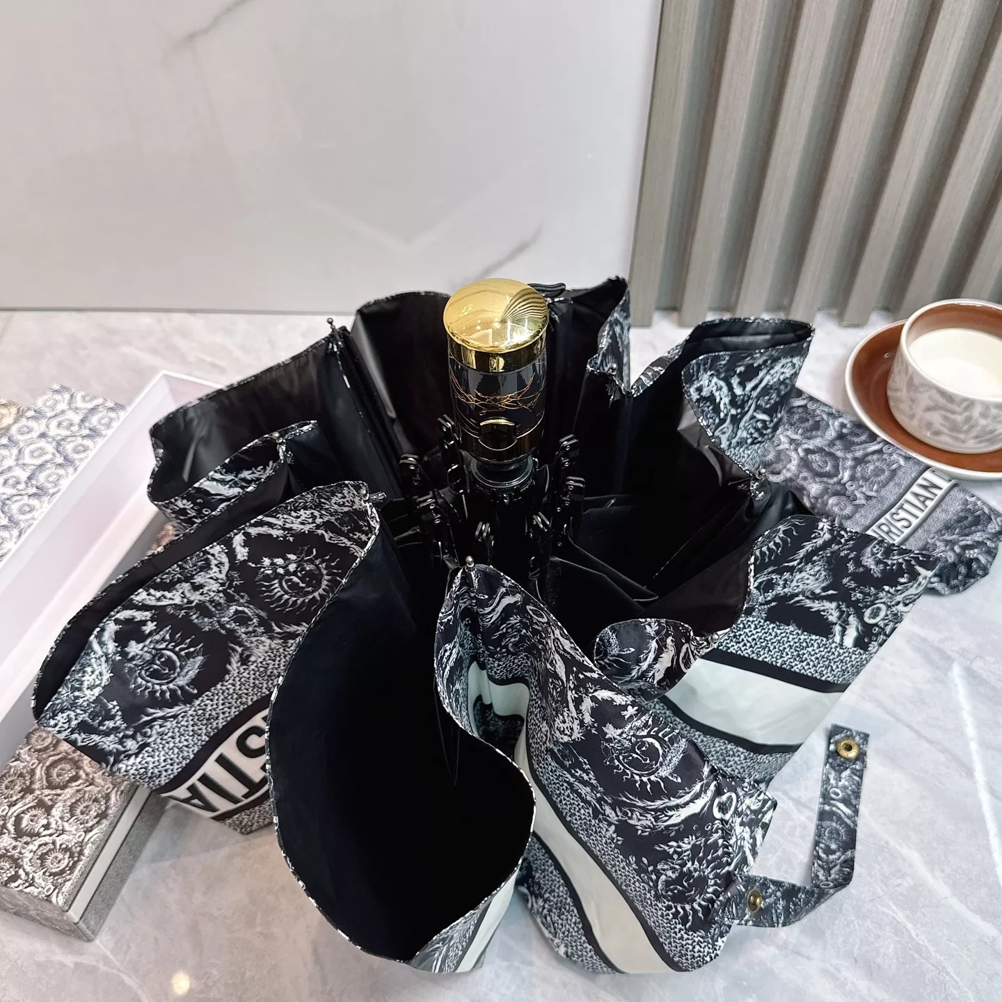 Christian Dior Umbrellas TopPick 7971 - Image 6