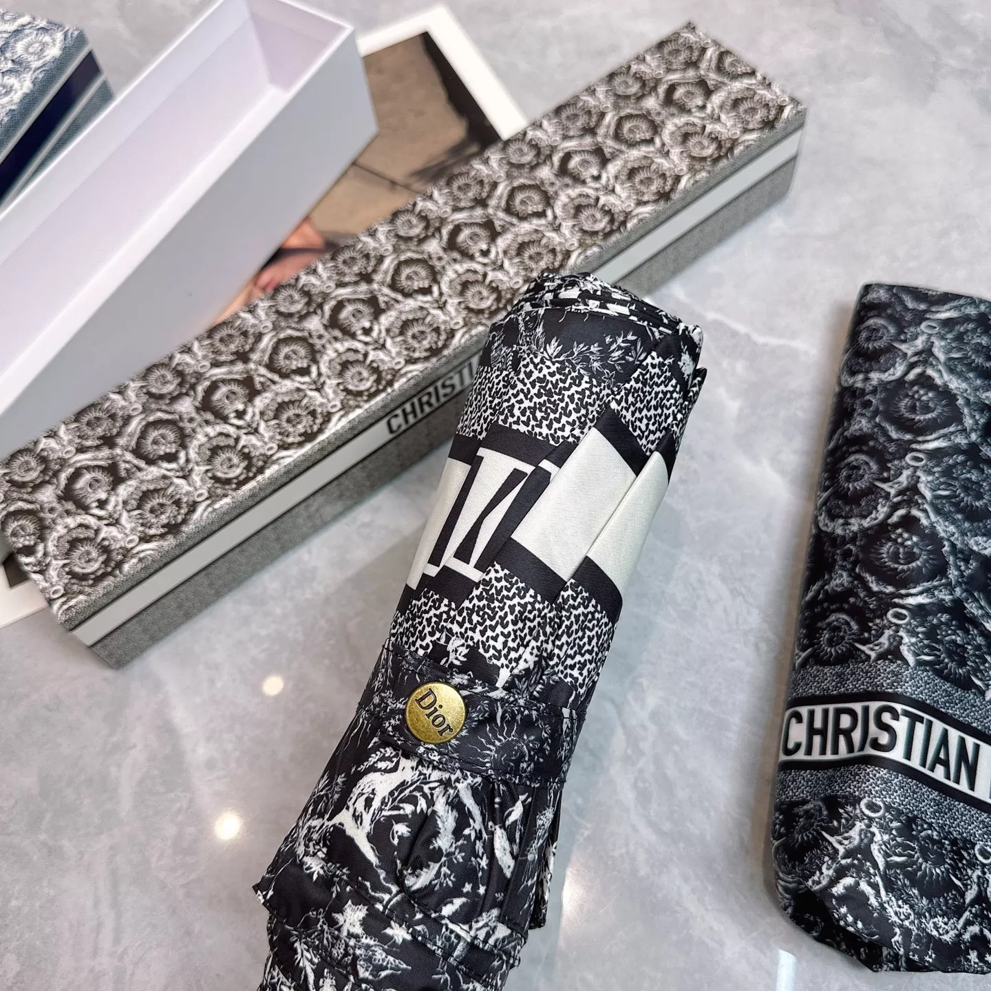 Christian Dior Umbrellas TopPick 7971 - Image 8