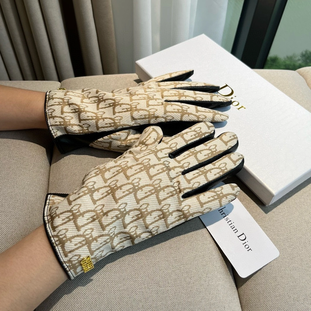 Classic 2165 Christian Dior Gloves For Women - Image 3
