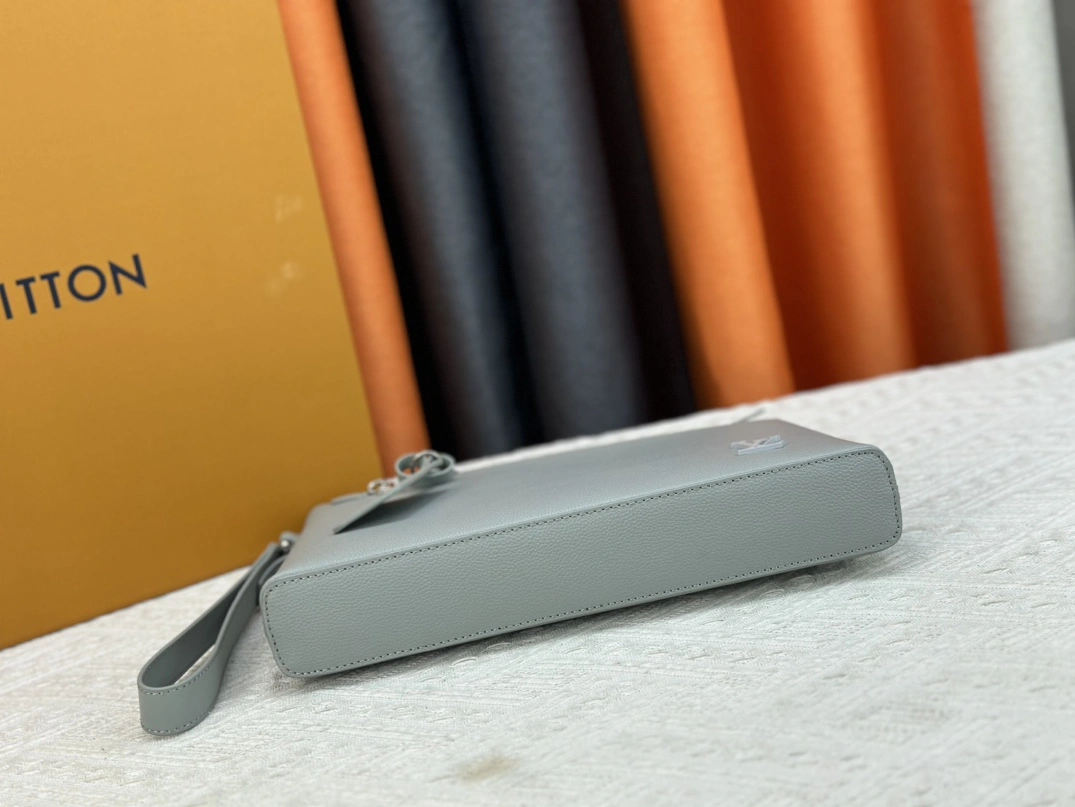 Classic 8695 Louis Vuitton LV Wallets For Unisex - Image 5