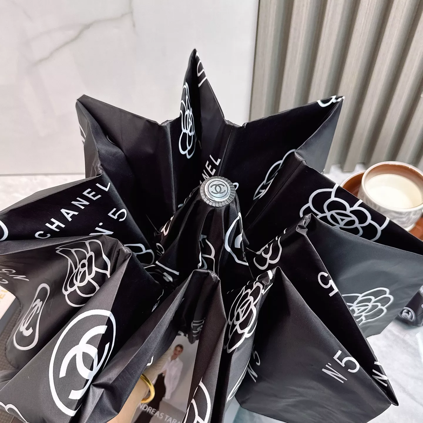 Comfortable 5629 Chanel Umbrellas - Image 4