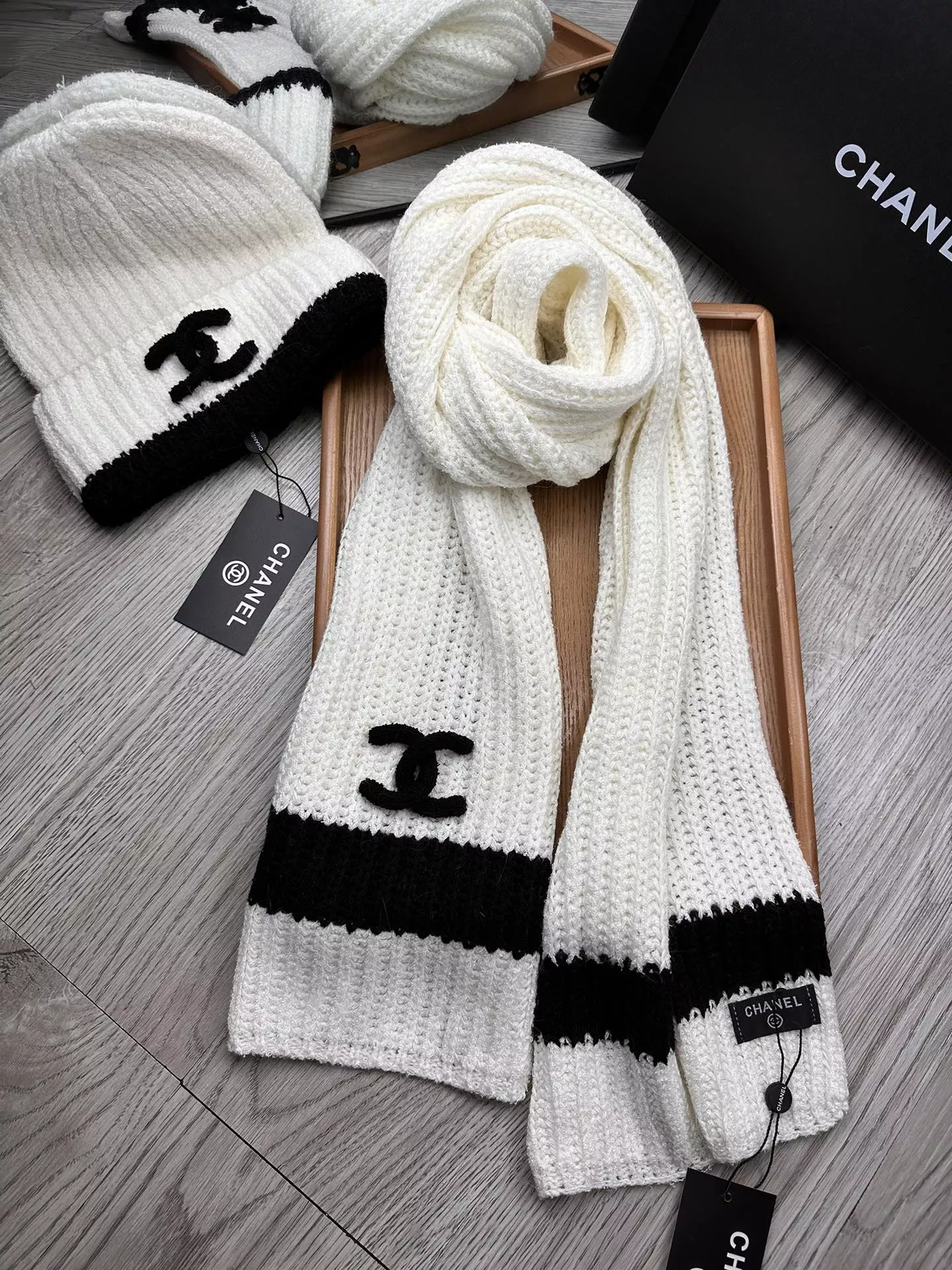 Comfortable 5781 Chanel Hat and Scarf Set - Image 4