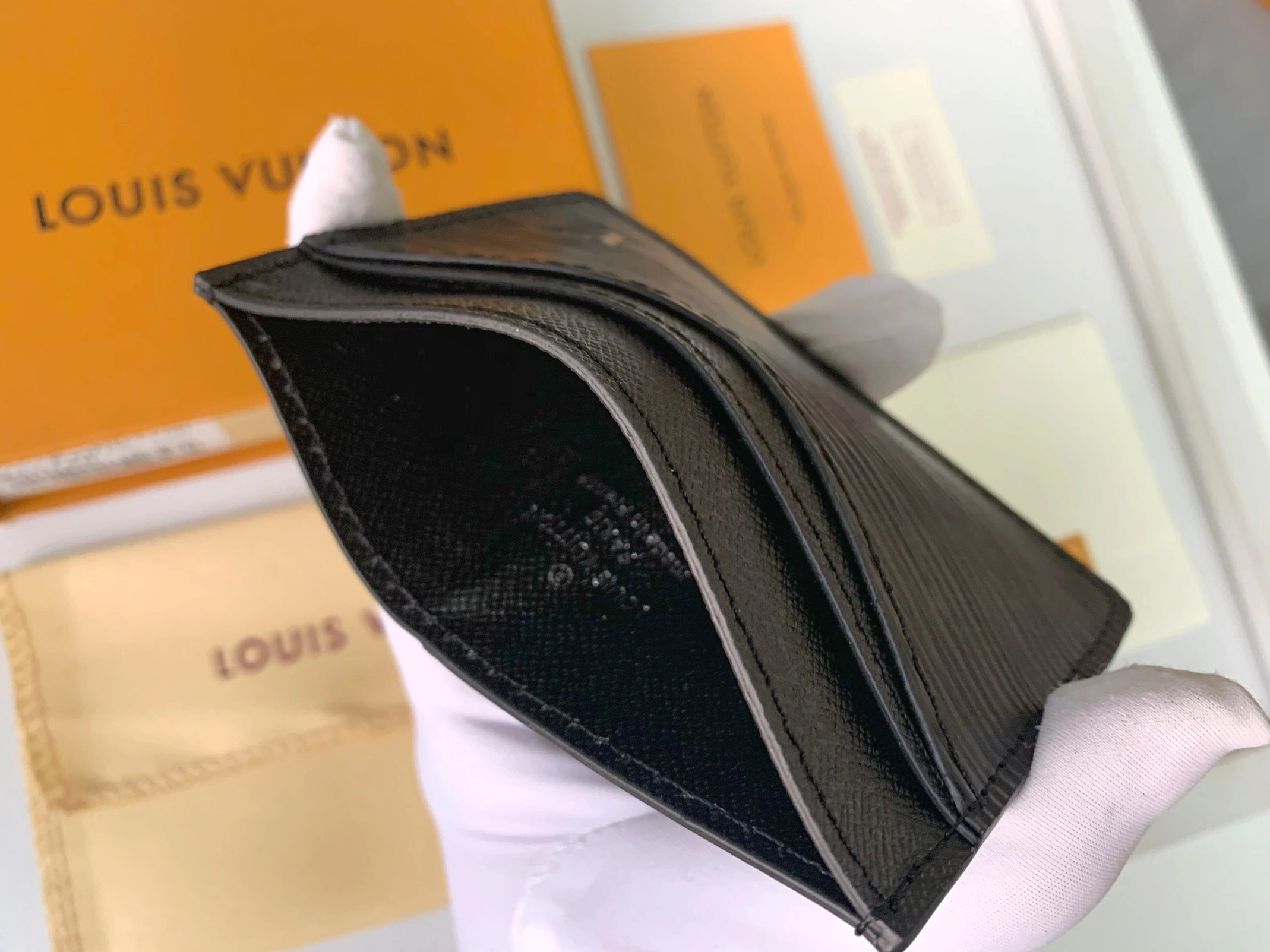 Comfortable 6744 Louis Vuitton Card Case - Image 5