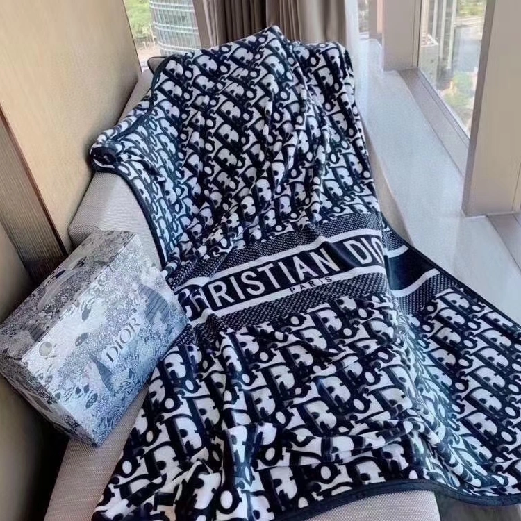 Comfortable 7322 Christian Dior Blanket - Image 3