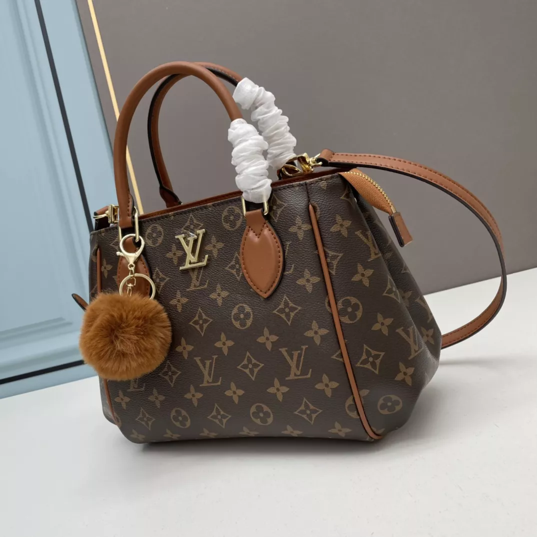 Comfortable 8683 Louis Vuitton AAA Quality Handbags For Women