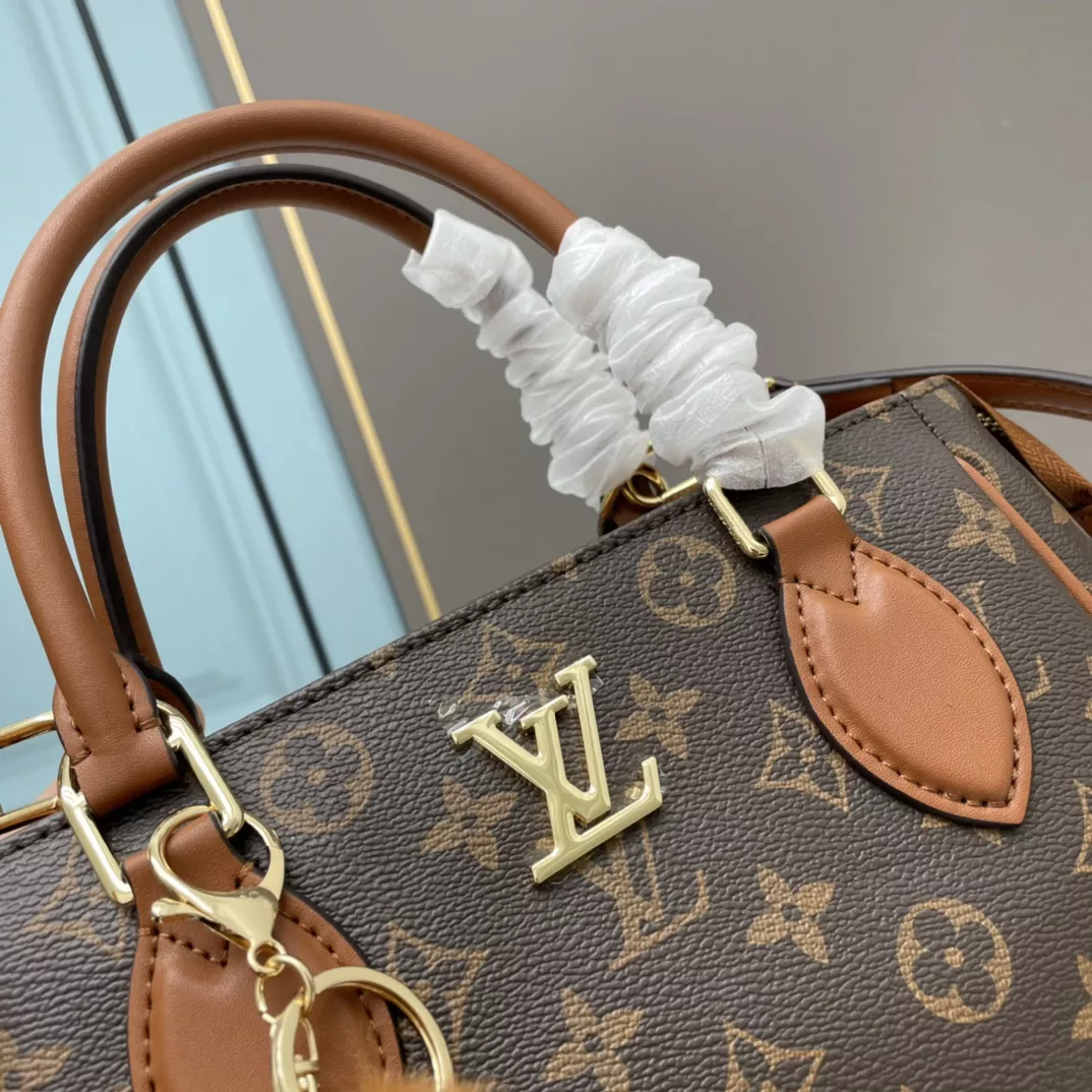 Comfortable 8683 Louis Vuitton AAA Quality Handbags For Women - Image 4