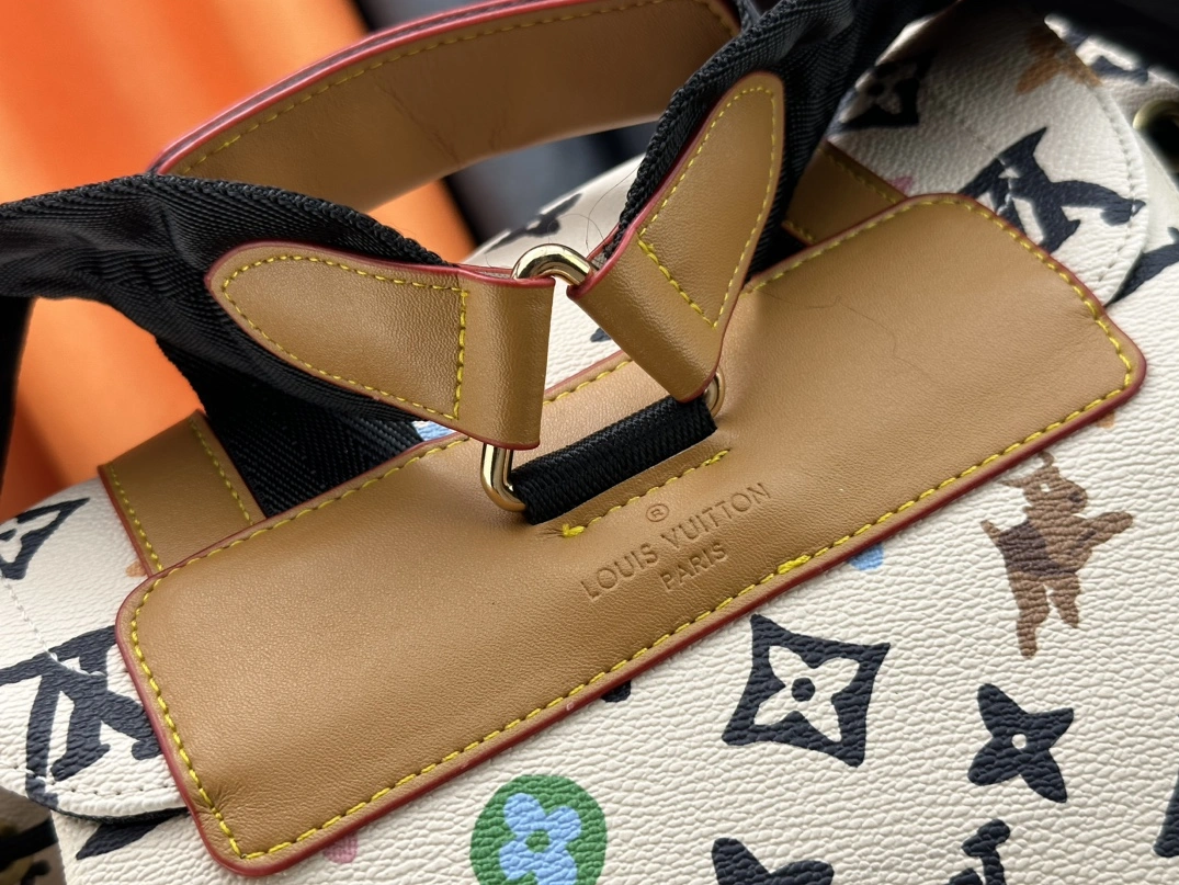 Comfortable 9245 Louis Vuitton AAA Quality Backpacks For Unisex - Image 7