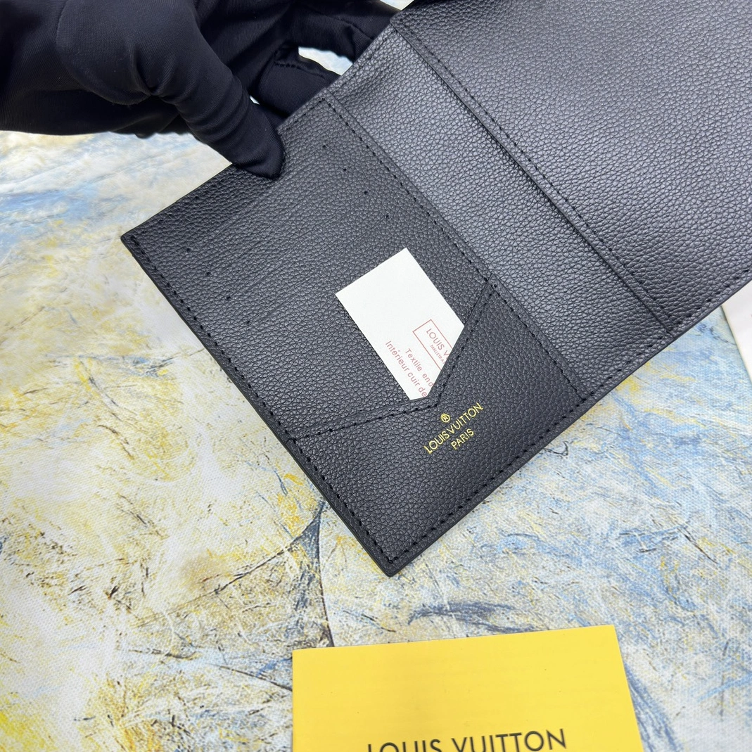 Comfortable 9789 Louis Vuitton LV Card Case For Unisex - Image 6