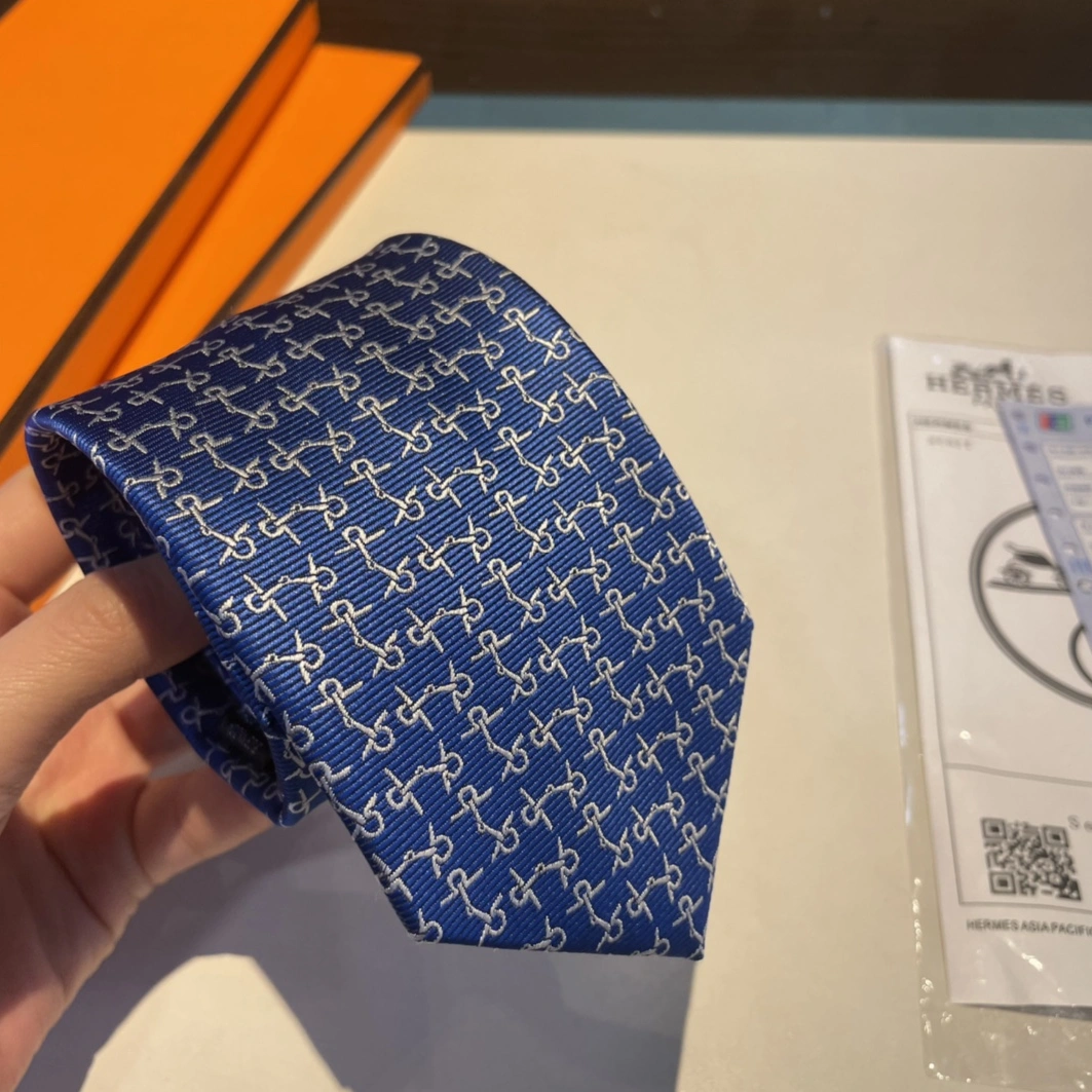 Compact 5020 Hermes Necktie For Men - Image 3