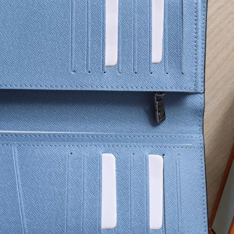 Cozy 2225 Louis Vuitton AAA Quality Wallets - Image 7
