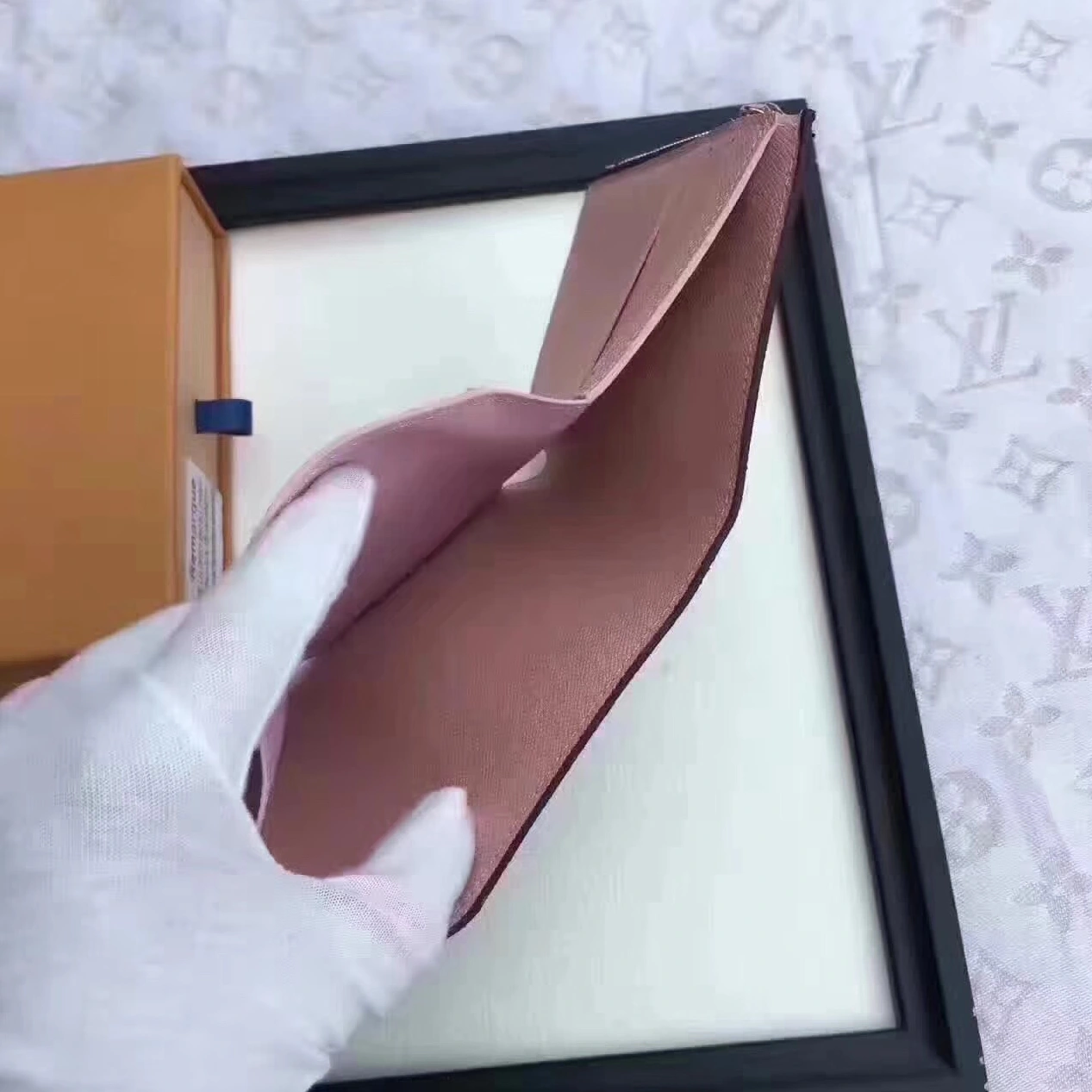 DailyWear 1601 Louis Vuitton LV AAA Quality Wallets - Image 7