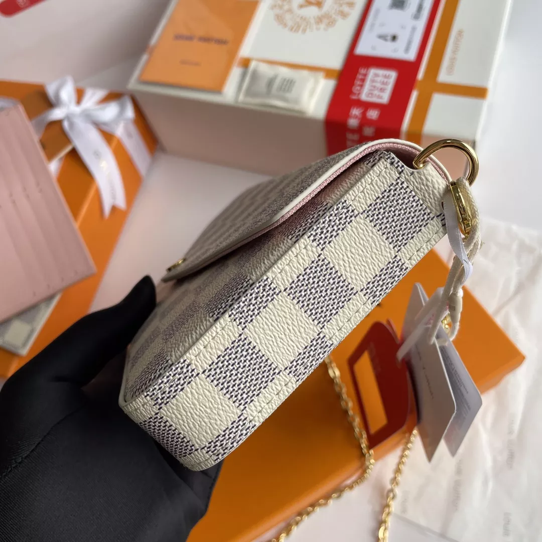 DailyWear 1761 Louis Vuitton AAA Quality Wallets For Women - Image 5