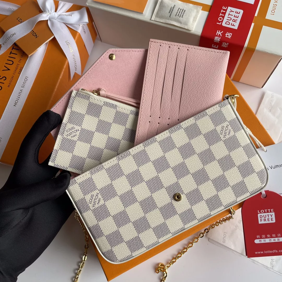 DailyWear 1761 Louis Vuitton AAA Quality Wallets For Women - Image 7