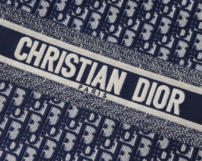 DailyWear 2378 Christian Dior AAA Tote-Handbags For Women - Image 3