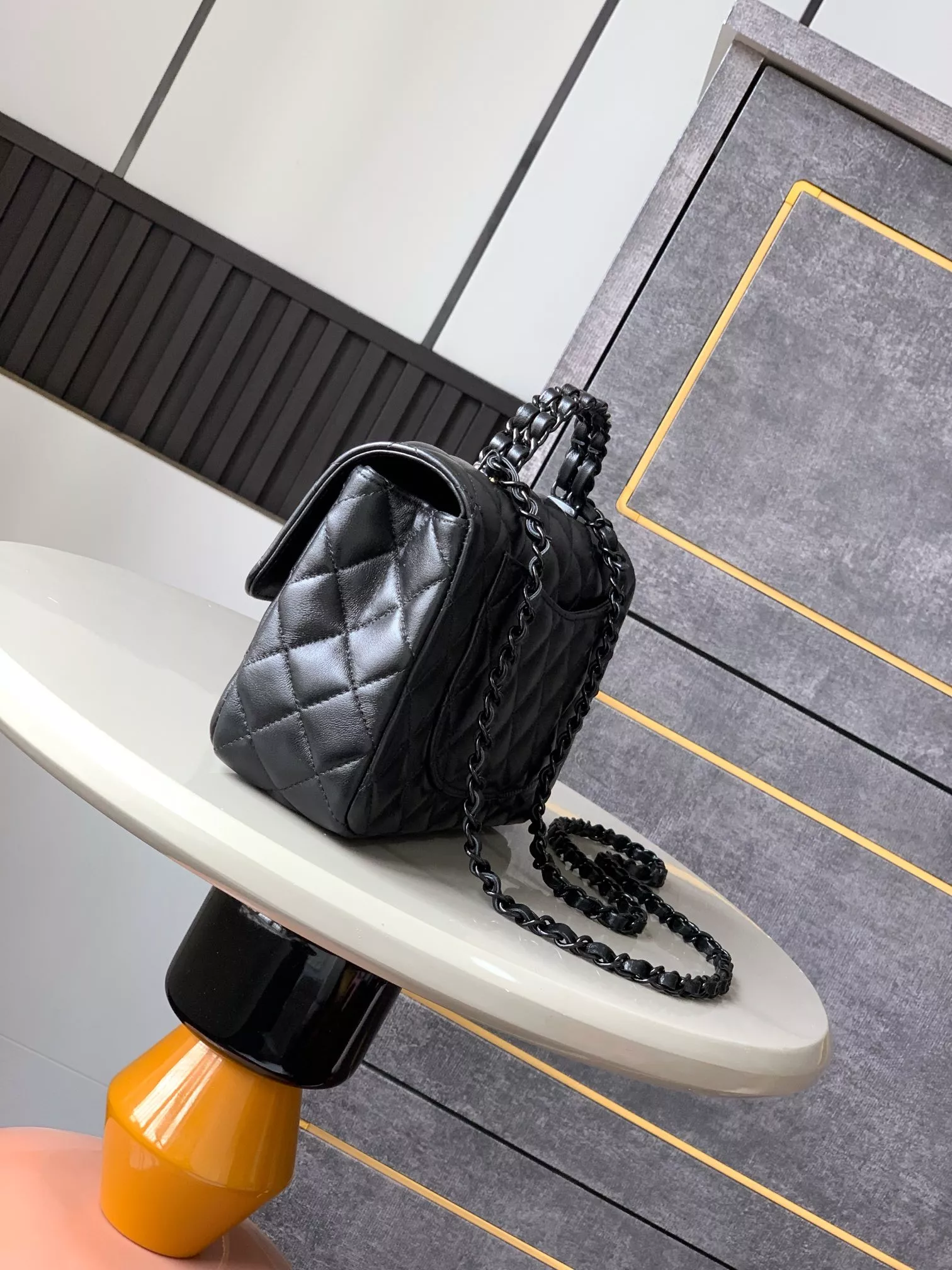 DailyWear 8616 Chanel AAA Quality Messenger Bags For Women