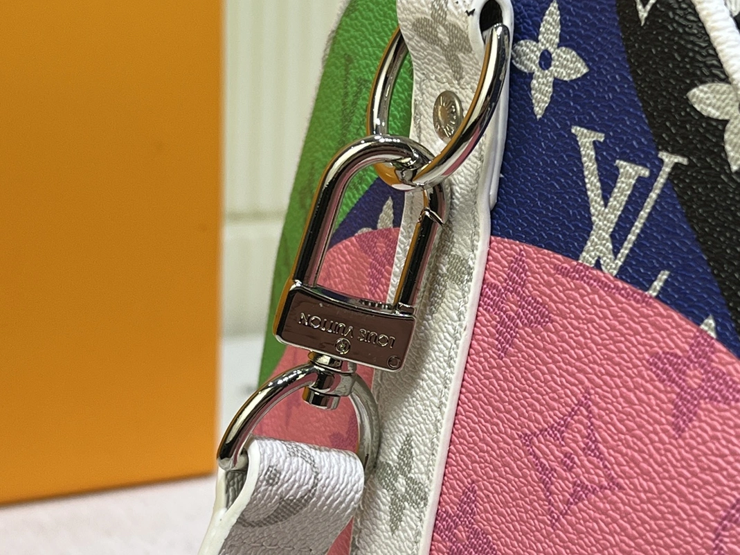 Durable 1433 Louis Vuitton Travel Bags - Image 6