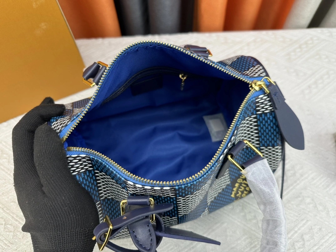 Durable 6135 Louis Vuitton AAA Quality Handbags For Women - Image 7