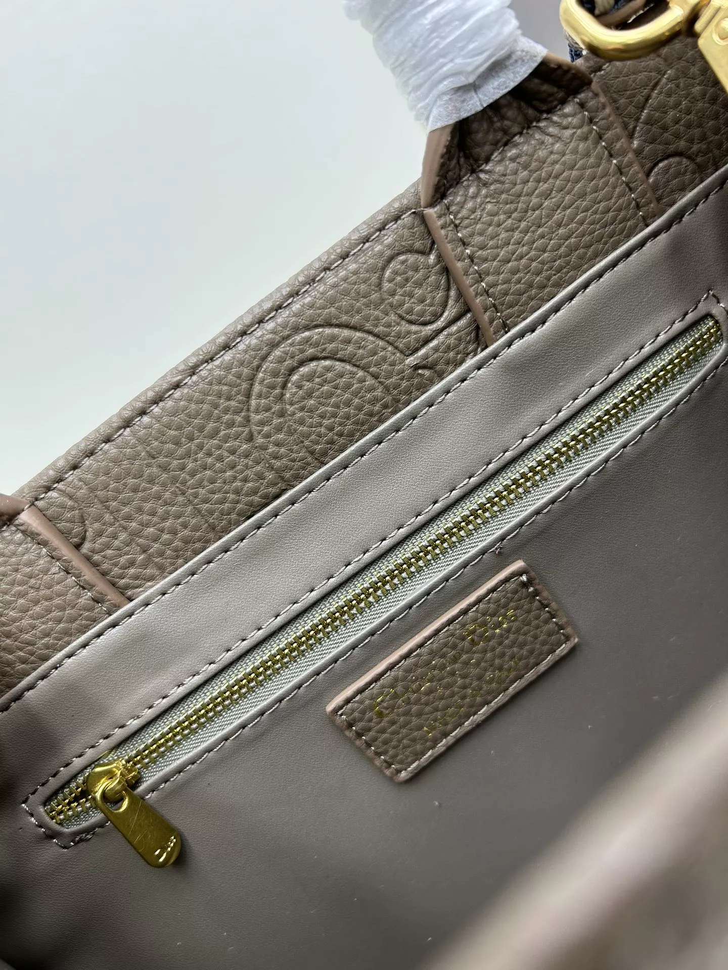 Durable 9523 Christian Dior AAA Quality Handbags For Women - Image 8