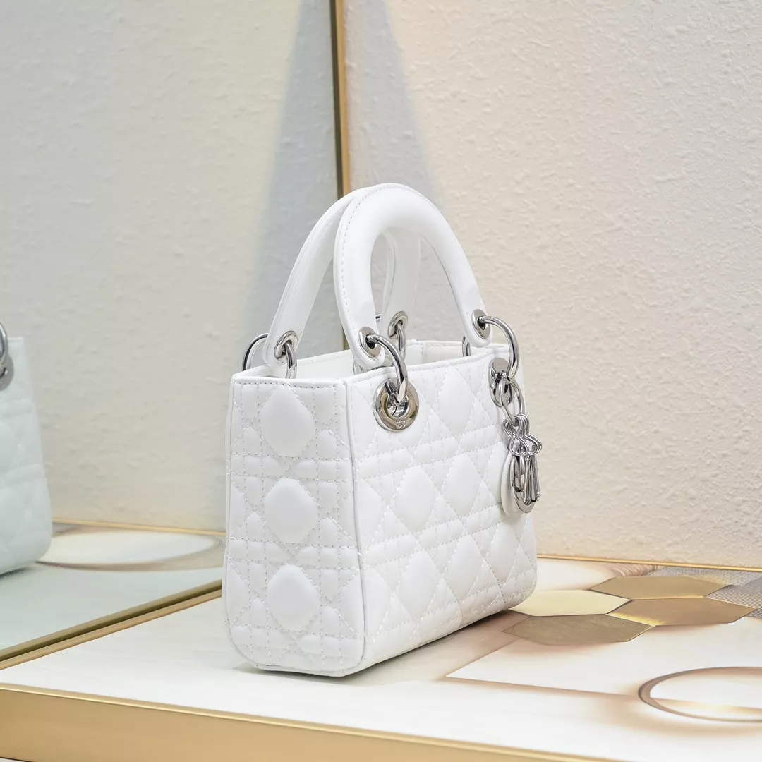 Efficient 4533 Christian Dior AAA Quality Handbags For Women