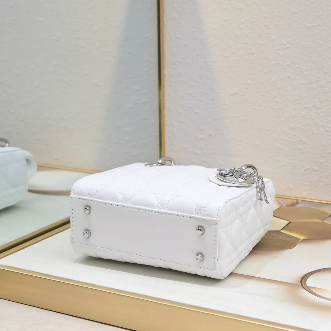 Efficient 4533 Christian Dior AAA Quality Handbags For Women - Image 7