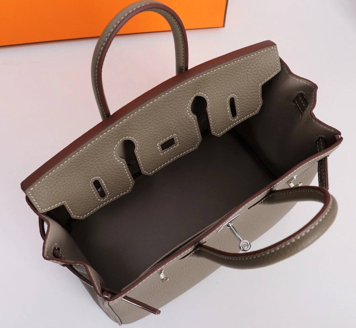 Efficient 6033 Hermes AAA Quality Handbags For Women - Image 8