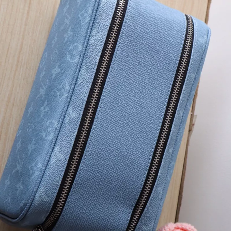 Efficient 791 Louis Vuitton AAA Quality Handbags For Women - Image 4